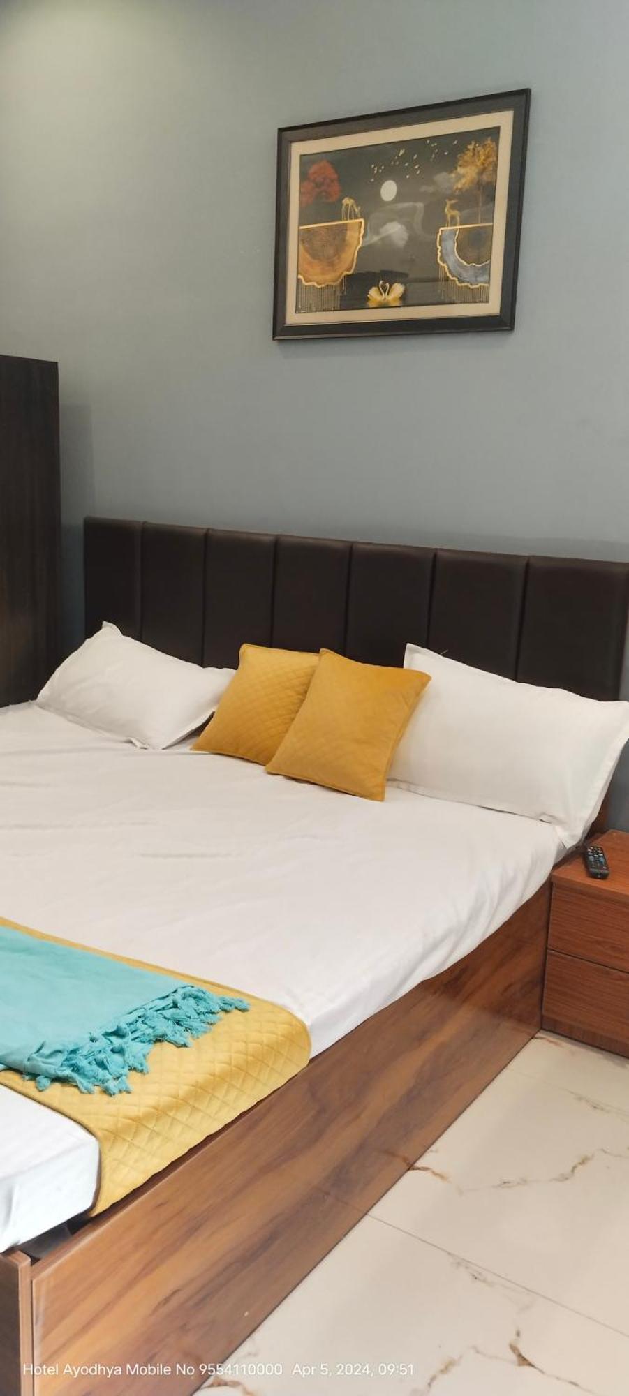 Hotel Ayodhya Paying Guest Exterior photo