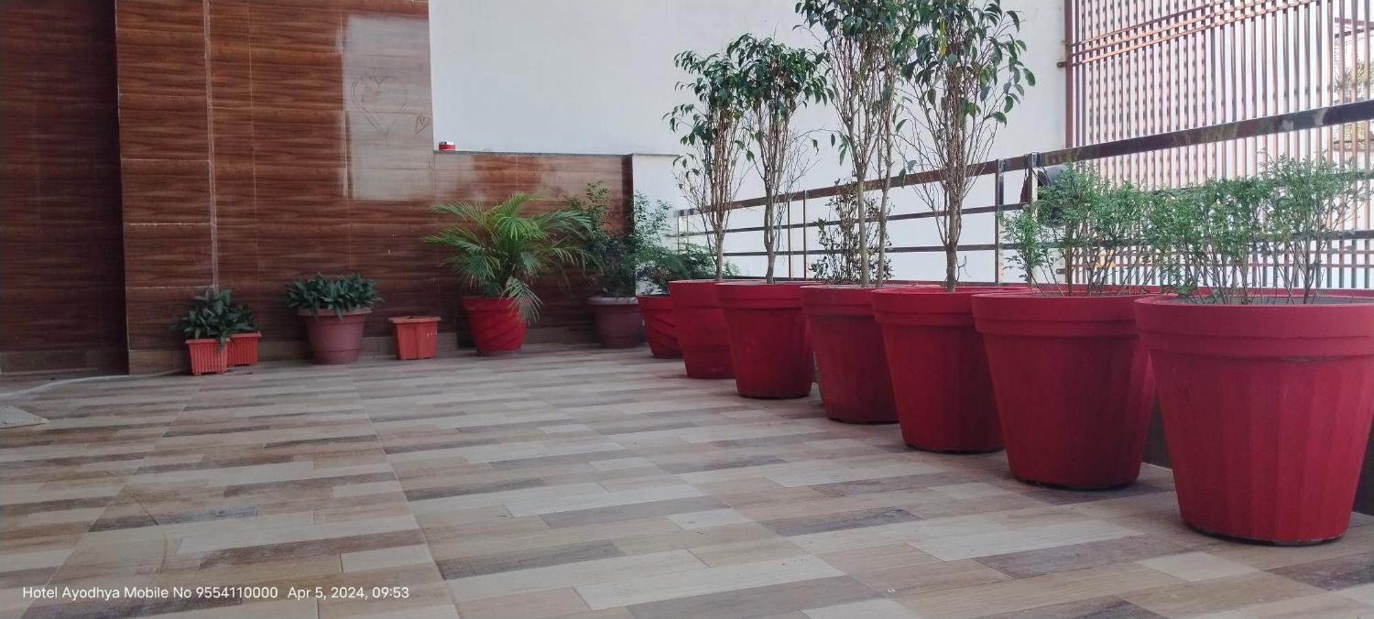 Hotel Ayodhya Paying Guest Exterior photo