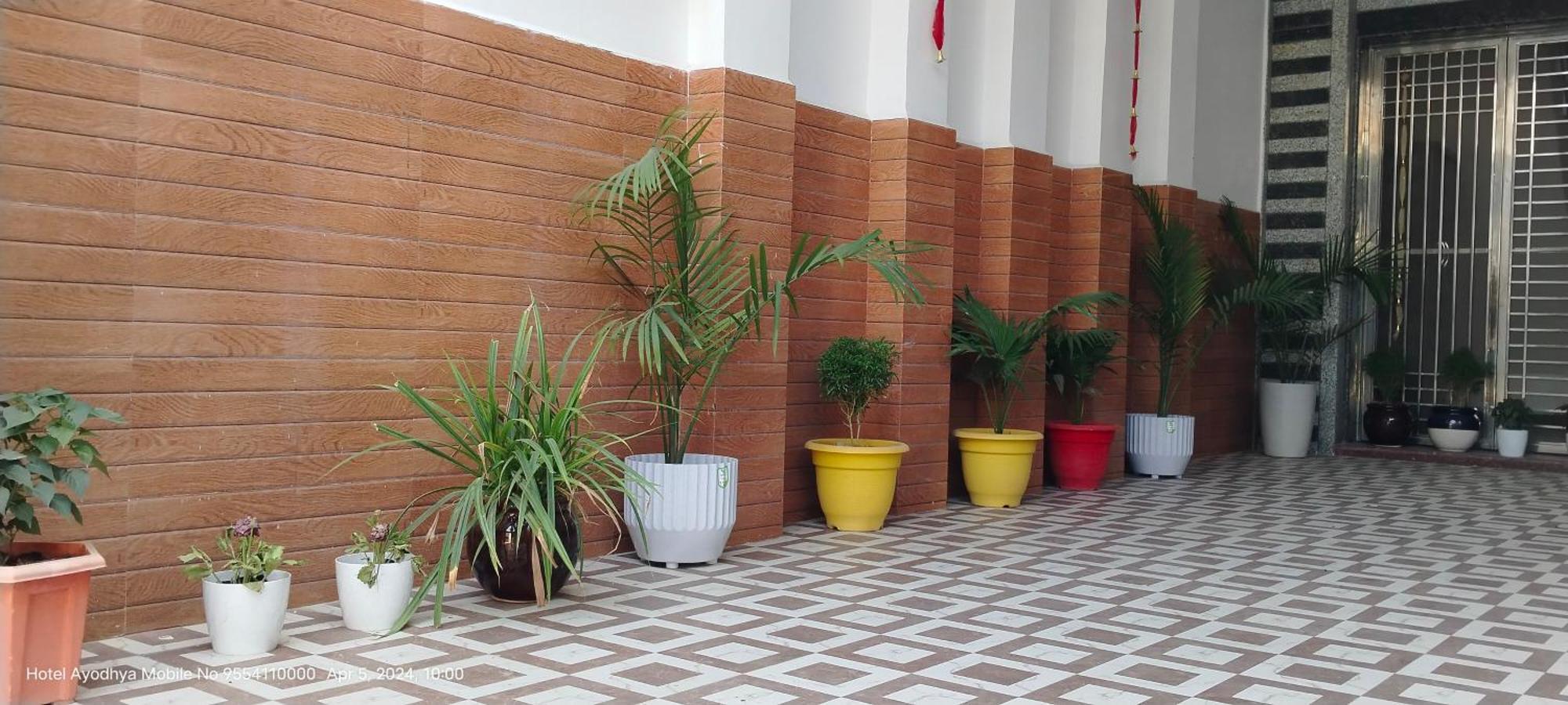 Hotel Ayodhya Paying Guest Exterior photo